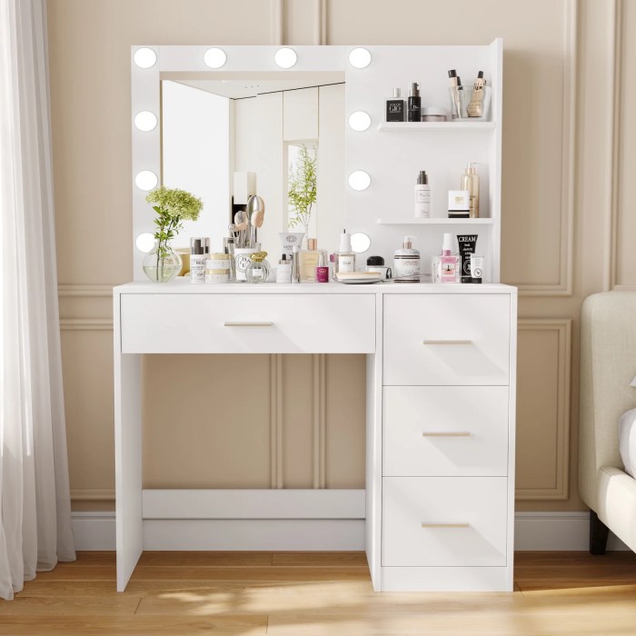 Luxury vanity table and mirror furniture